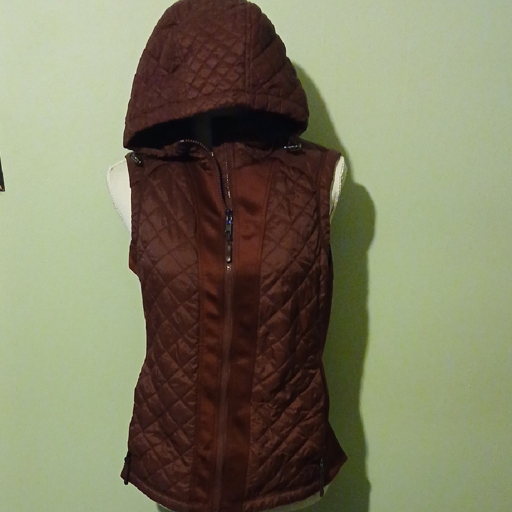 Quilted Marron Hooded Vest Size S